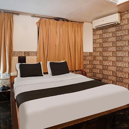 Hotel O Kanchan Palace Ahmedabad Exterior photo