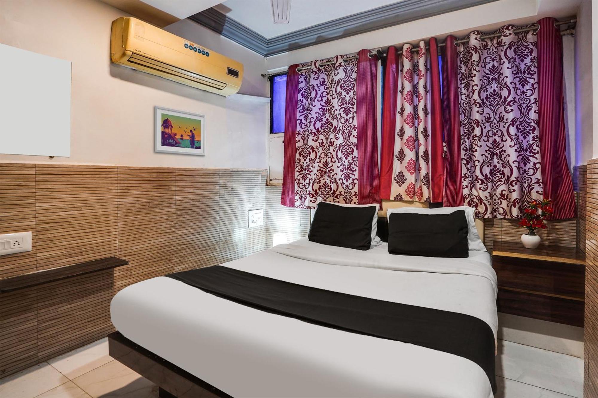 Hotel O Kanchan Palace Ahmedabad Exterior photo