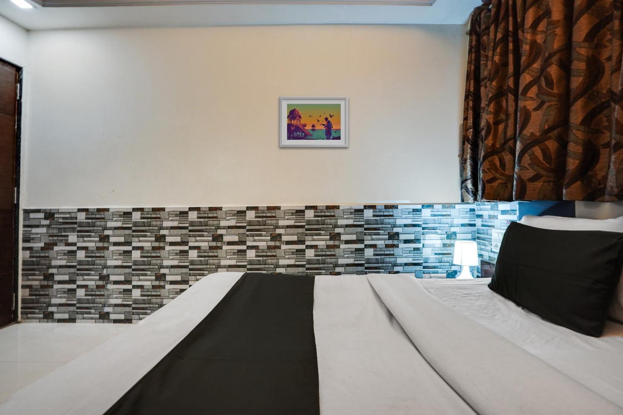 Hotel O Kanchan Palace Ahmedabad Exterior photo