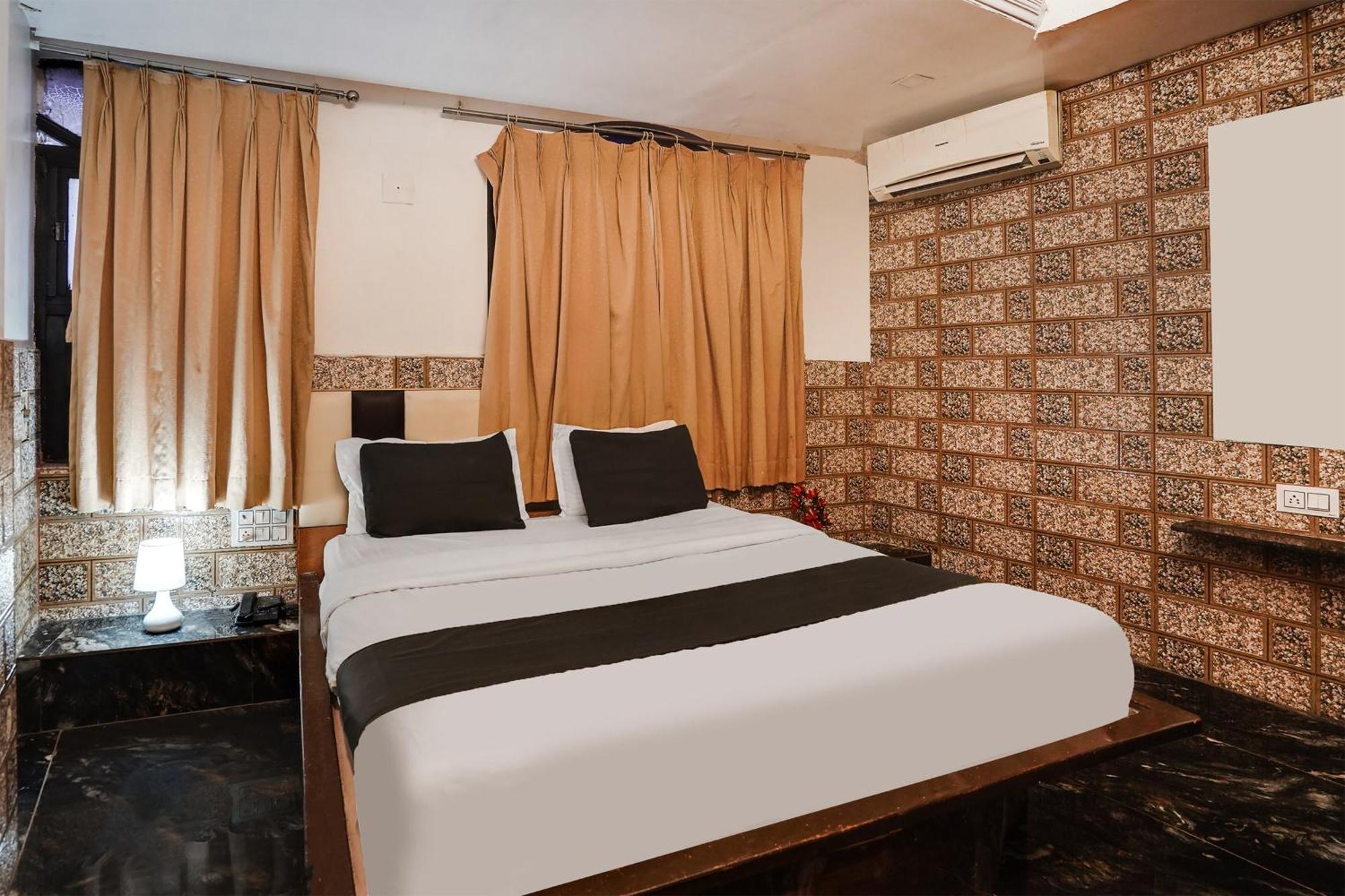 Hotel O Kanchan Palace Ahmedabad Exterior photo